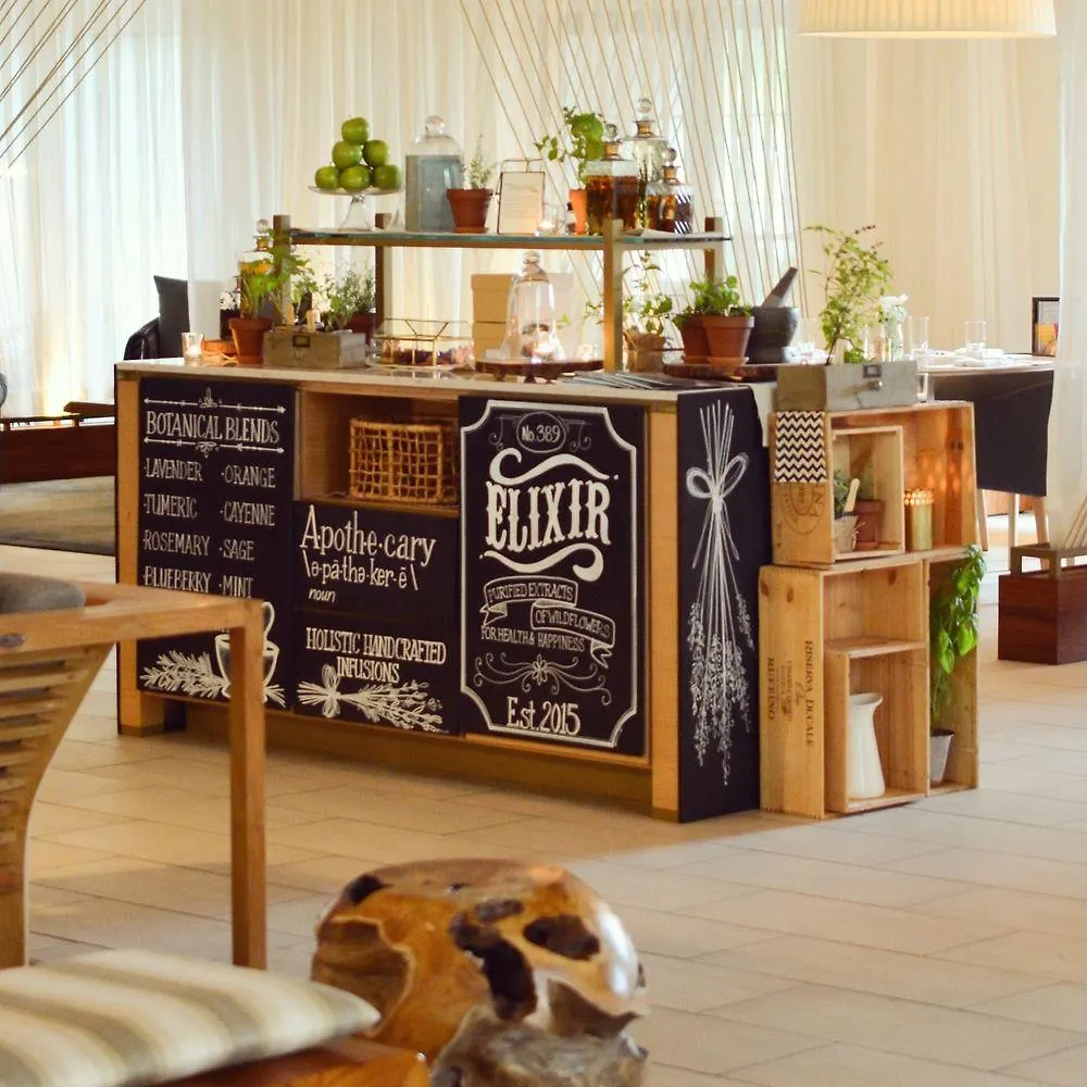****  Grand Cayman Marriott Resort Джорджтаун Каймановы острова