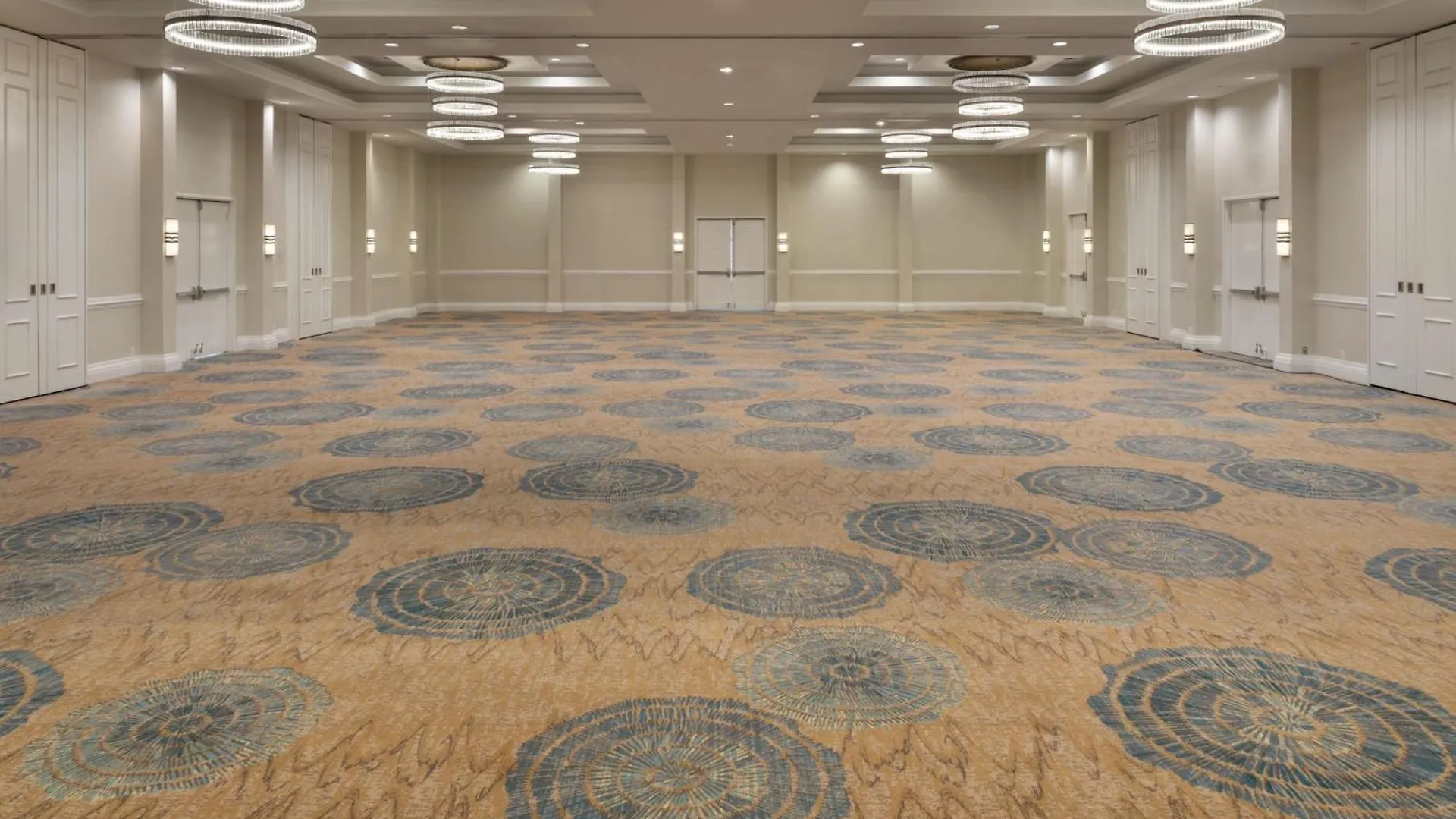 Grand Cayman Marriott Resort Джорджтаун
