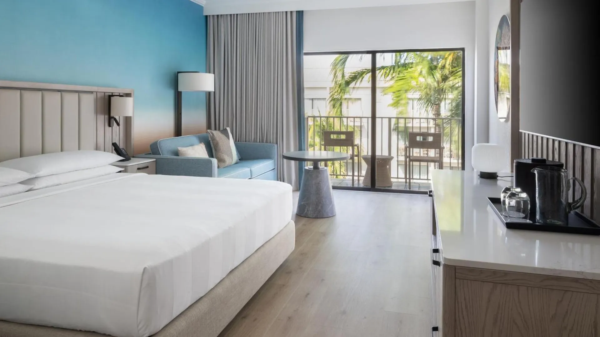 Grand Cayman Marriott Resort Джорджтаун