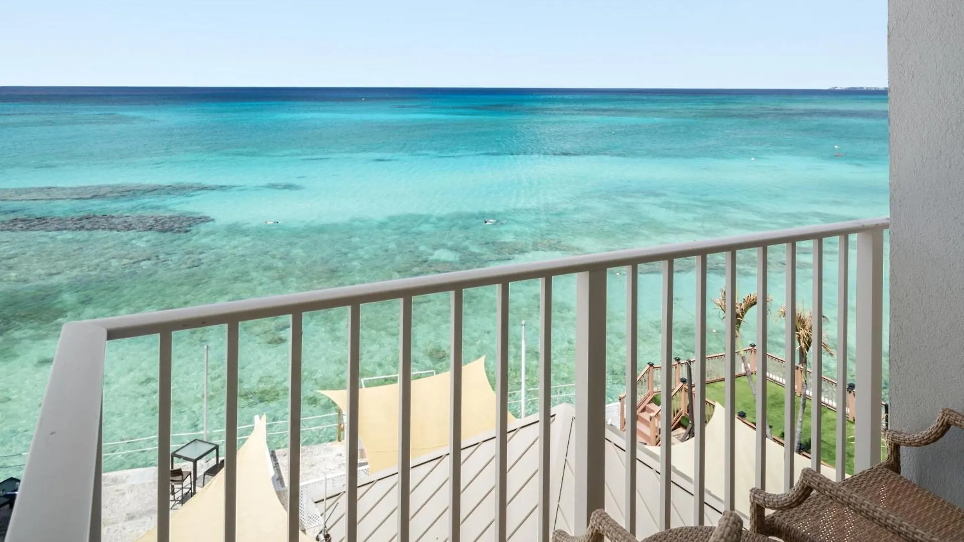 ****  Grand Cayman Marriott Resort Джорджтаун Каймановы острова
