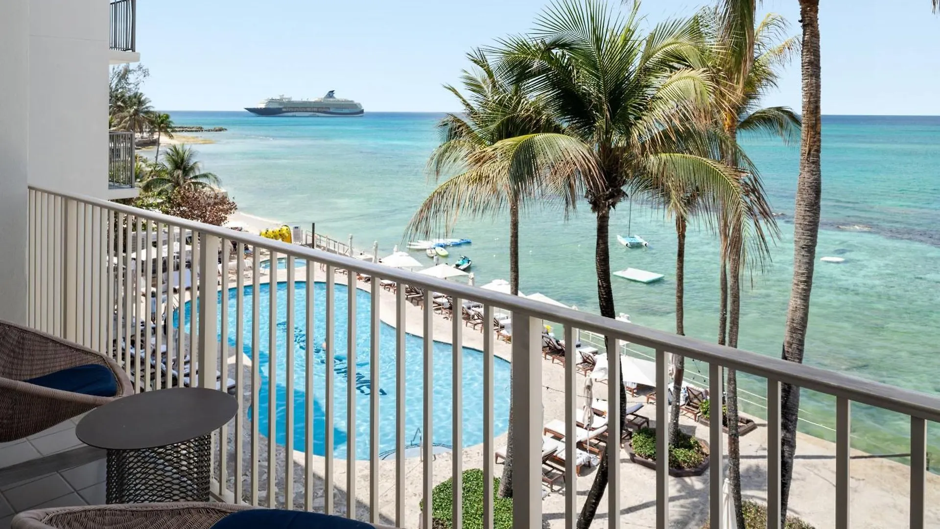 Grand Cayman Marriott Resort Джорджтаун 4*,